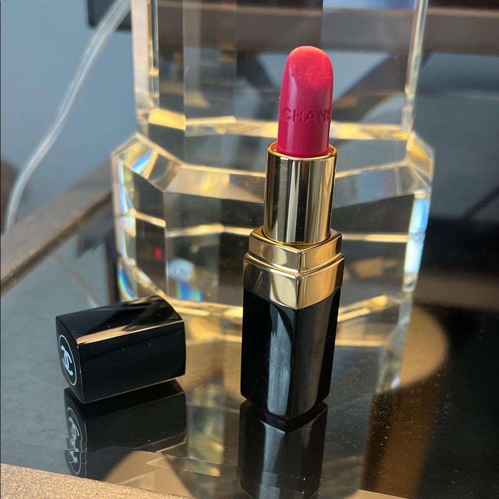 CHANEL Rouge Coco lipstick ROUSSY
